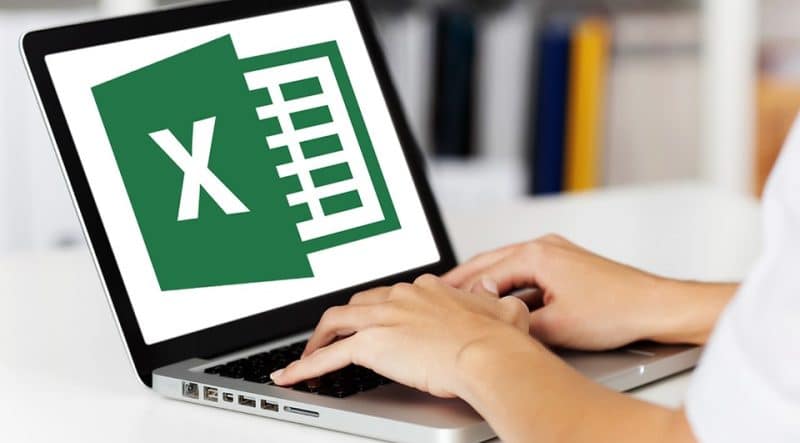 Cách ẩn dòng, cột trong Excel